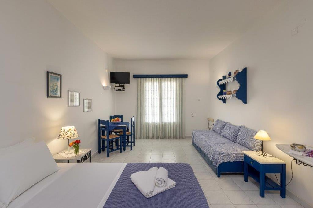 Sea View Studios Finikas  Bagian luar foto