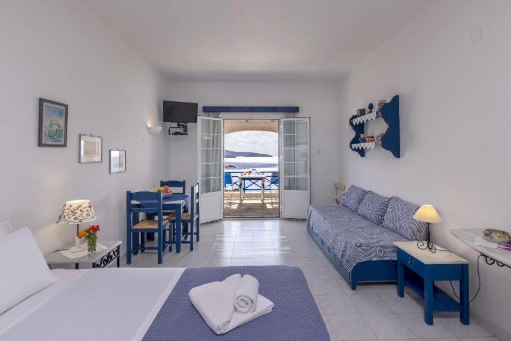 Sea View Studios Finikas  Bagian luar foto