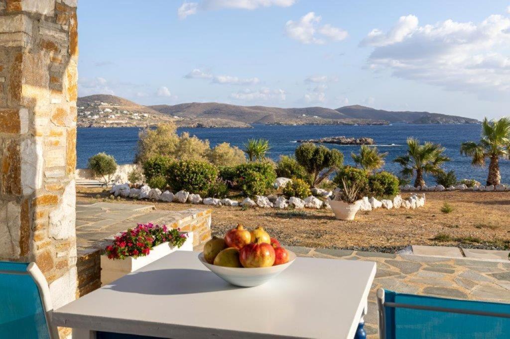 Sea View Studios Finikas  Bagian luar foto