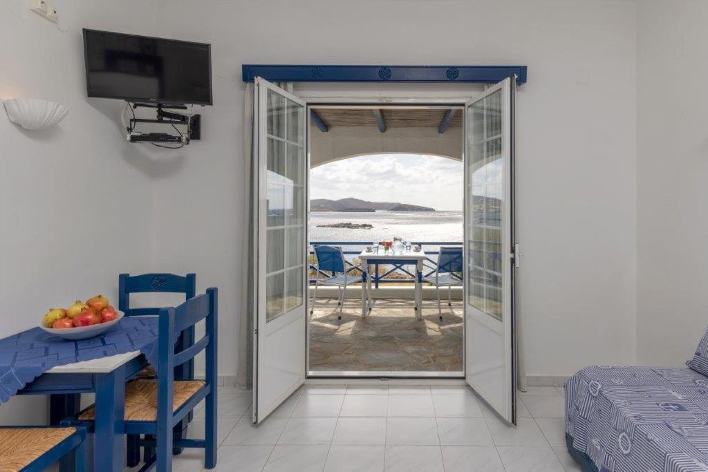 Sea View Studios Finikas  Bagian luar foto