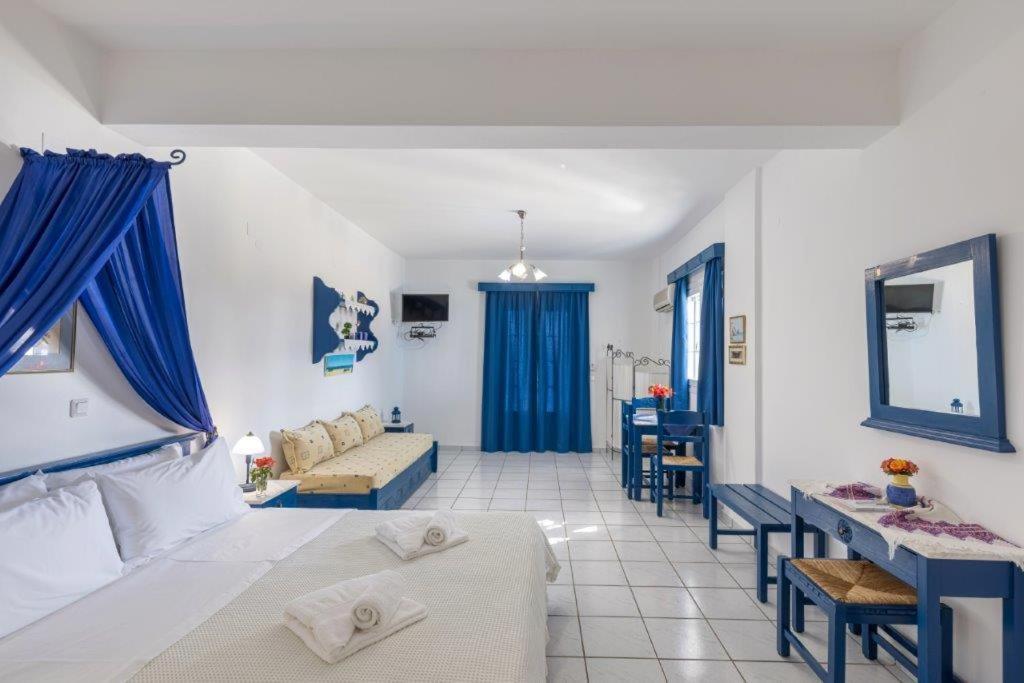 Sea View Studios Finikas  Bagian luar foto